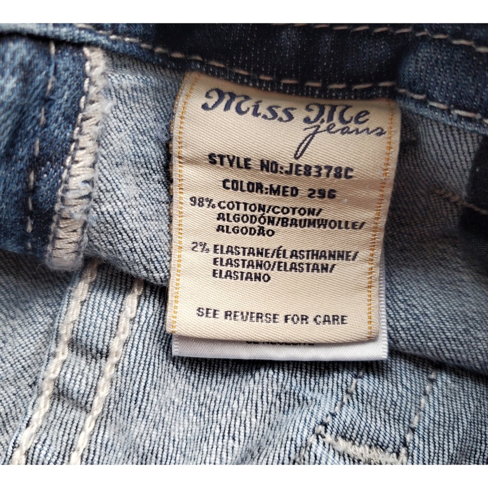Miss Me Signature Crop Jeans Womens 32 Medium Wash Studded Embellished Bling - Picture 7 of 9